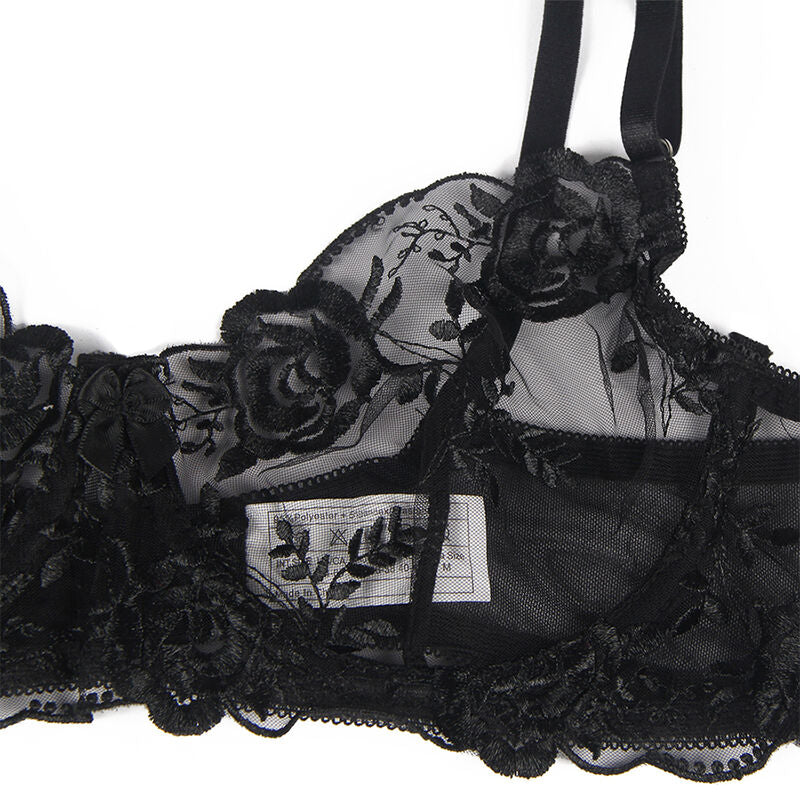 Conjunto de 3 Peças Subblime Floral: Set coordenado de sutiã, cinta-ligas e tanga com estampa botânica sobre fundo preto. Diamora Portugal