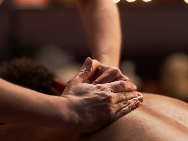 A Arte da Massagem Erótica: O Toque que Desperta a Intimidade