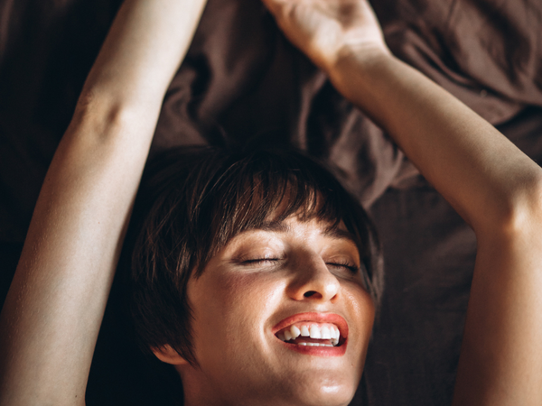 Como Atingir o Orgasmo Clitoriano e Vaginal ao Mesmo Tempo?