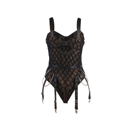 Body Subblime Dark Metal: Lingerie de renda preta com correntes ornamentais e cinta-ligas embutida. Diamora