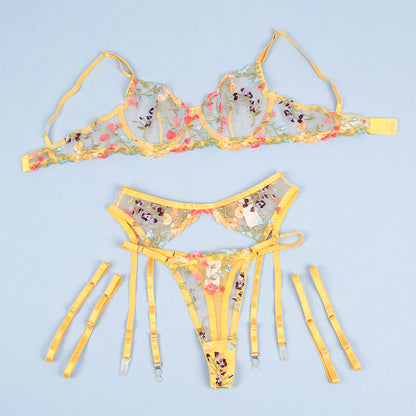 Conjunto Subblime Floral Amarelo: O brilho da renda bordada num design de três peças vibrante. Diamora