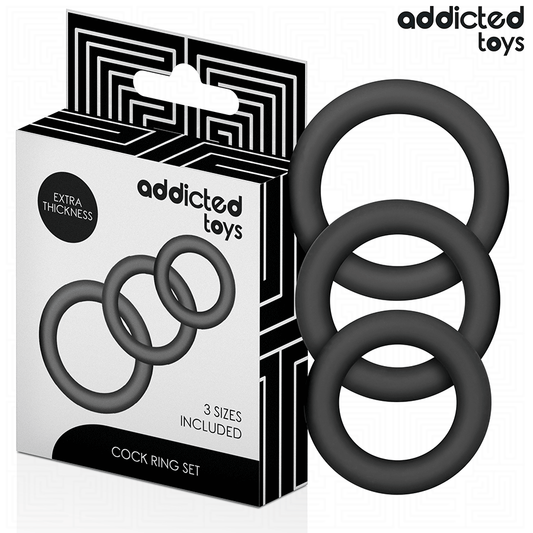 Conjunto de Anéis Addicted Toys: Três anéis penianos de silicone premium preto dispostos por ordem de tamanho.