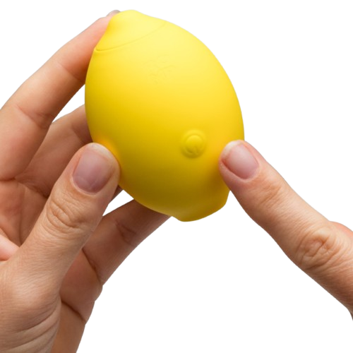 Discreto e Ergonómico: Imagem que ilustra como o dispositivo se adapta perfeitamente ao corpo e à palma da mão.