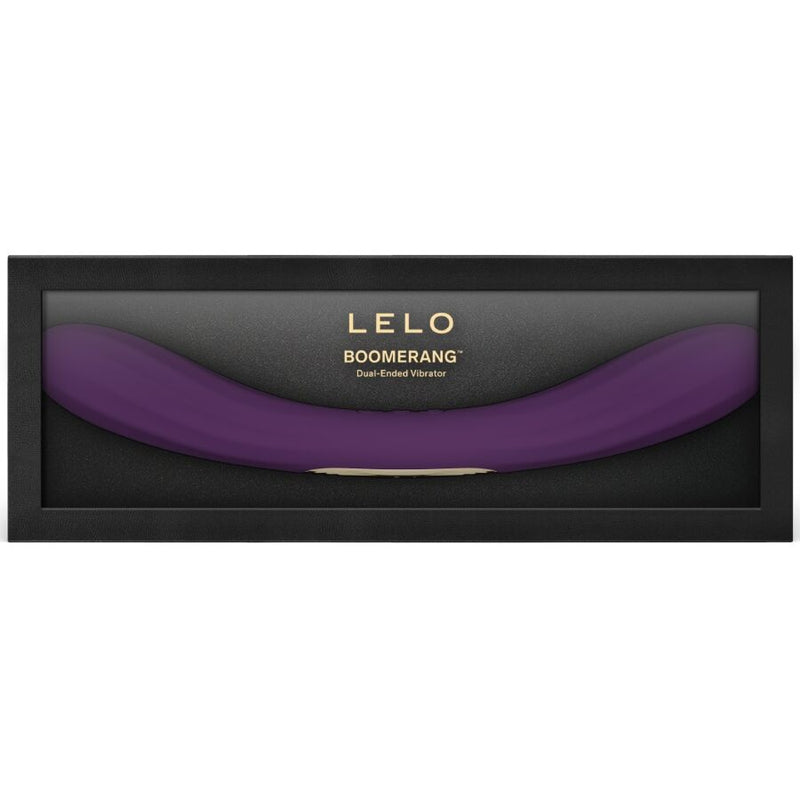Engenharia de Luxo, Estética Minimalista e Autocuidado Consciente: Composição artística limpa apresentando o Boomerang como a peça de design ideal da coleção da Diamora para quem procura explorar novas sensações com total discrição.