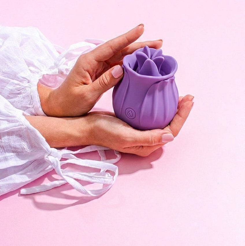 Estimulador de Clitóris Violet Intense: Vibrador LILS Discreto | Diamora