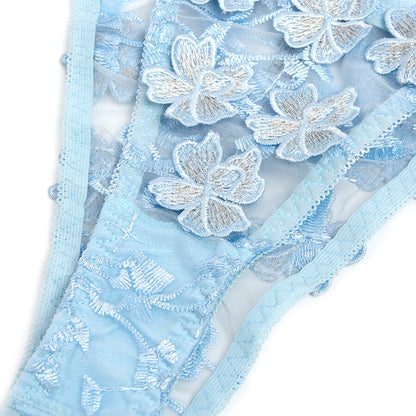 Fairy-Style Look: Um design etéreo que aposta na claridade e na frescura do azul celeste. Diamora 