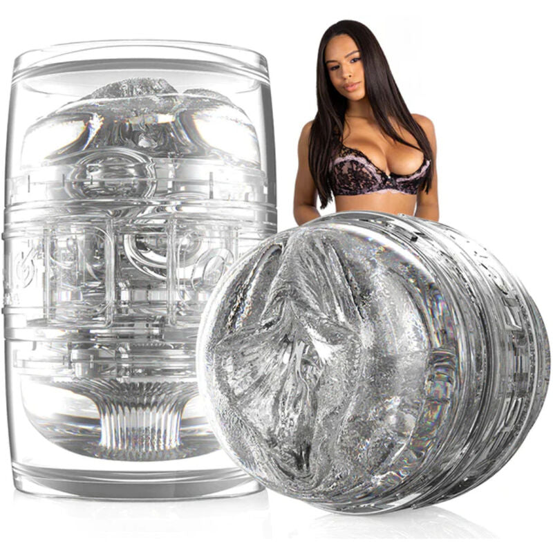 Fleshlight Quickshot Autumn Falls: Fotografia editorial premium focando no design compacto e funcional.