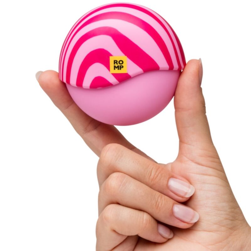 Foco no Bocal Protetor: Detalhe macro da câmara de ar interna em silicone médico, evidenciando o isolamento higiénico contra resíduos e poeiras.