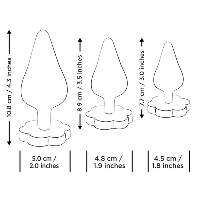 Kit de Treino ROMP Luster: Os três plugs analógicos pretos alinhados por ordem crescente de tamanho, destacando o design elegante e o acabamento mate. Diamora