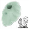 Satisfyer Cloud Dancer Estimulador de Clitóris Verde: Fotografia editorial de alto luxo com iluminação suave, focando na silhueta curva do dispositivo e na sua tonalidade verde, destacando a elegância do design.