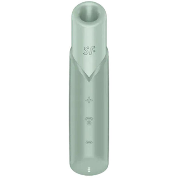 Satisfyer Naughty Kiss Wave Estimulador de Clitóris Aquamarine: Fotografia editorial premium com iluminação luminosa, focando no estimulador por ondas de pressão na cor água-marinha, destacando a sua ergonomia moderna.
