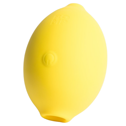 Sofisticação e Autocuidado: Composição clean, apresentando o Romp Lemon Crush como a peça essencial da sua coleção de bem-estar.